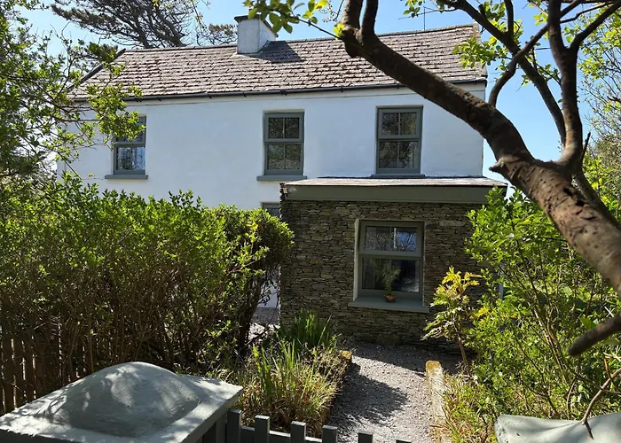 Boss\'S Farmhouse
